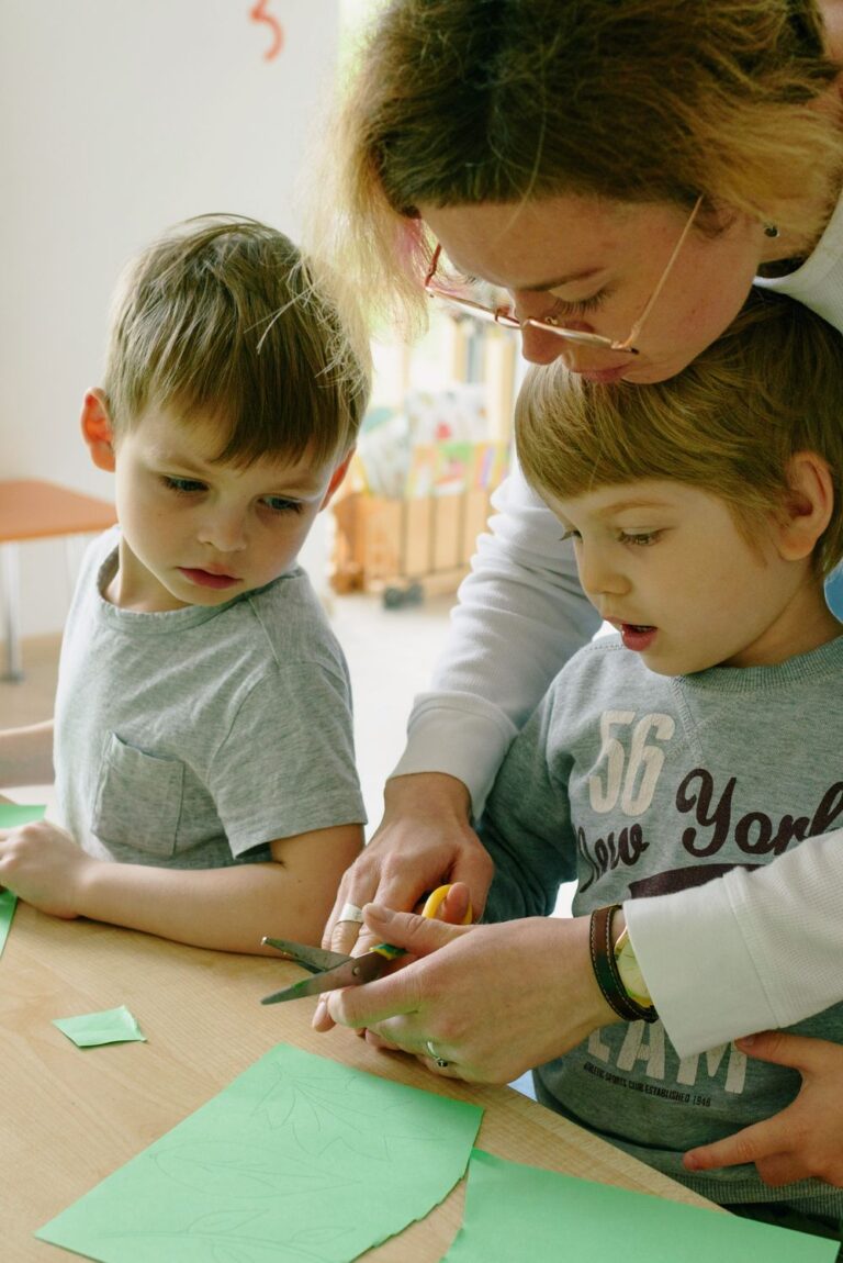 Juguetes educativos por edad: los mejores (2026)