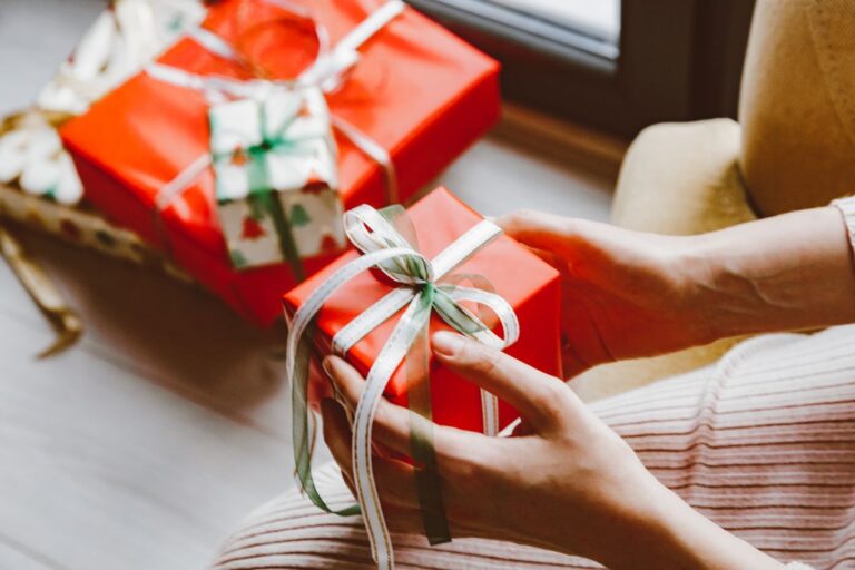 Regalos de Navidad para él: ideas originales para padre, pareja y amigo